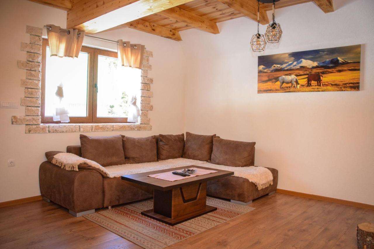 Ville Uskoci Žabljak Esterno foto